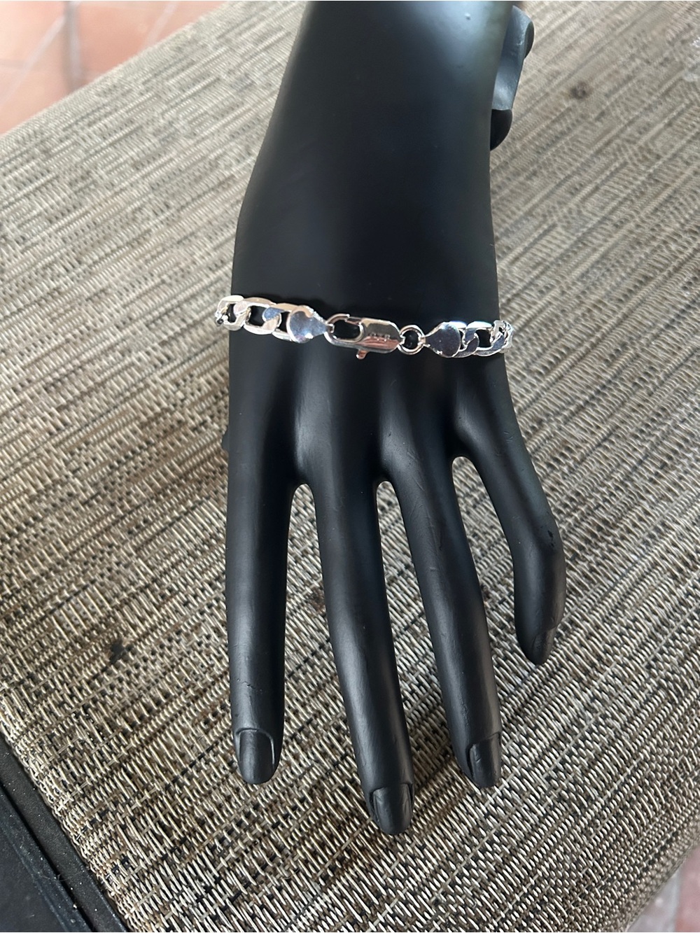 Classic Silver Cuban Link Bracelet for Men - Picture 2 of 2